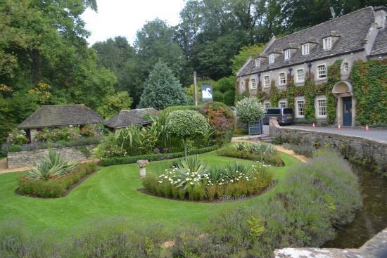 Bibury Trout Farm
